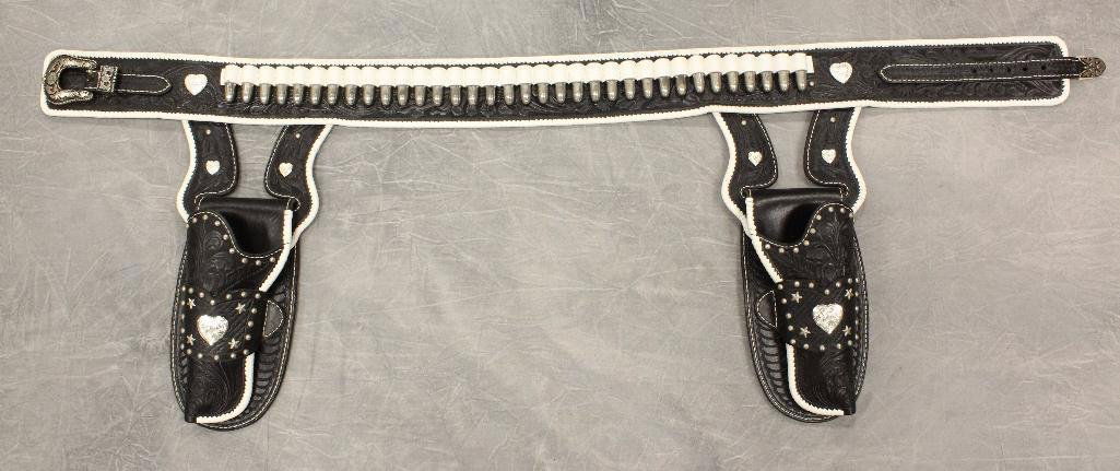 Hopalong Cassidy Double Buscadero Holster and Gunbelt (1 of 6)