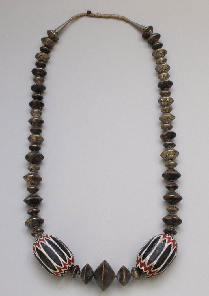 Native American Endless Chevron Beaded Necklace (1 of 1)