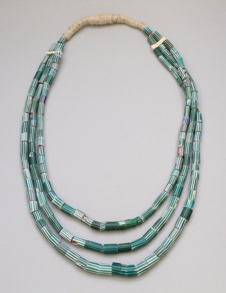 Native American Endless Beaded Necklace (1 of 1)