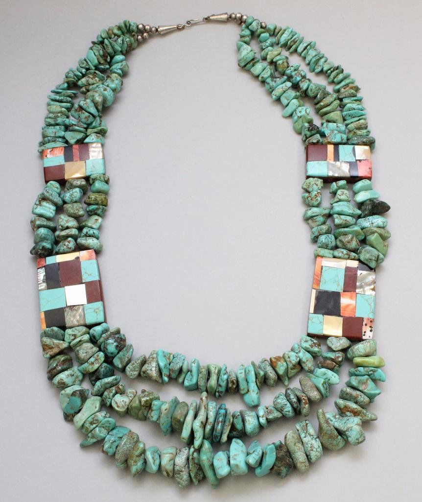 Native American Beaded Necklace (1 of 1)