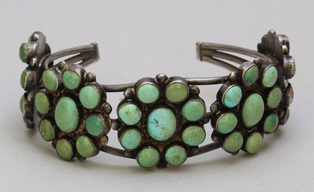 Native American Zuni Cuff Bracelet (1 of 2)