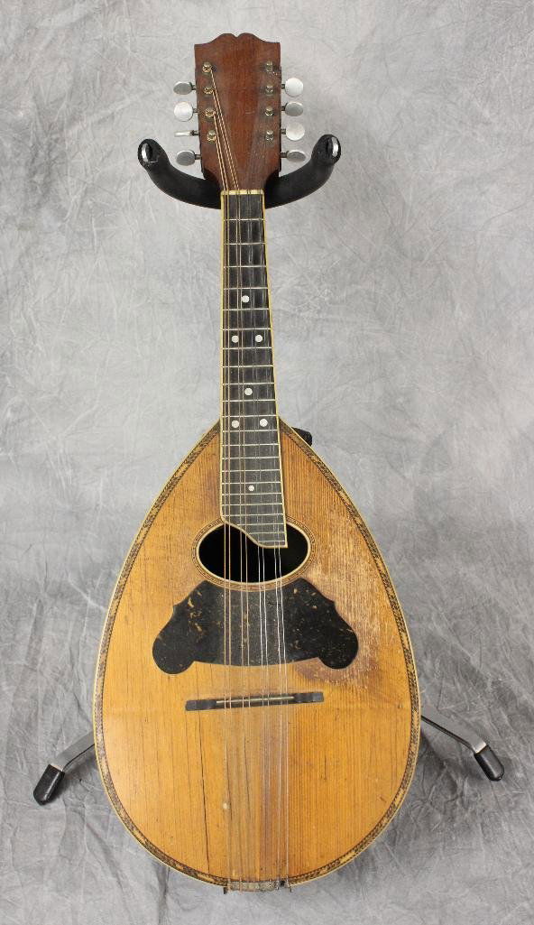 Weymann&Son Bow-back mandolin (1 of 6)