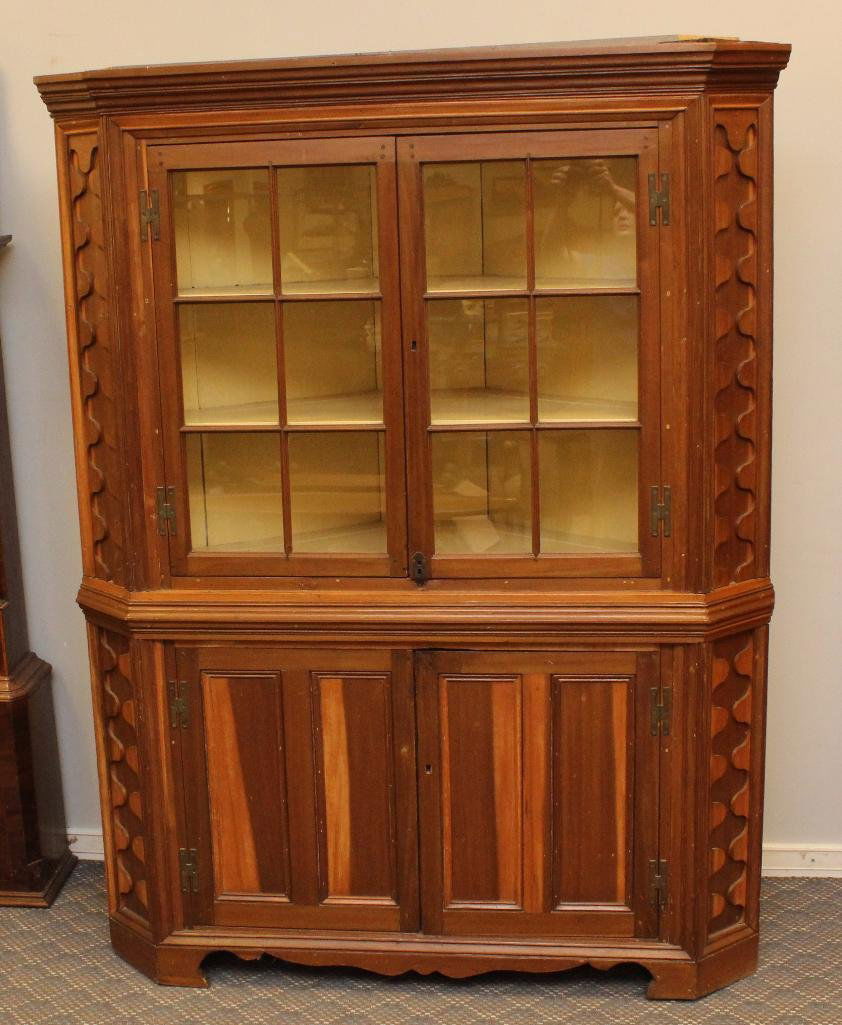 Poplar Corner Cupboard (1 of 4)