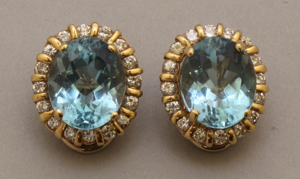 Gold Earrings with Blue Topaz and Diamond (1 of 2)