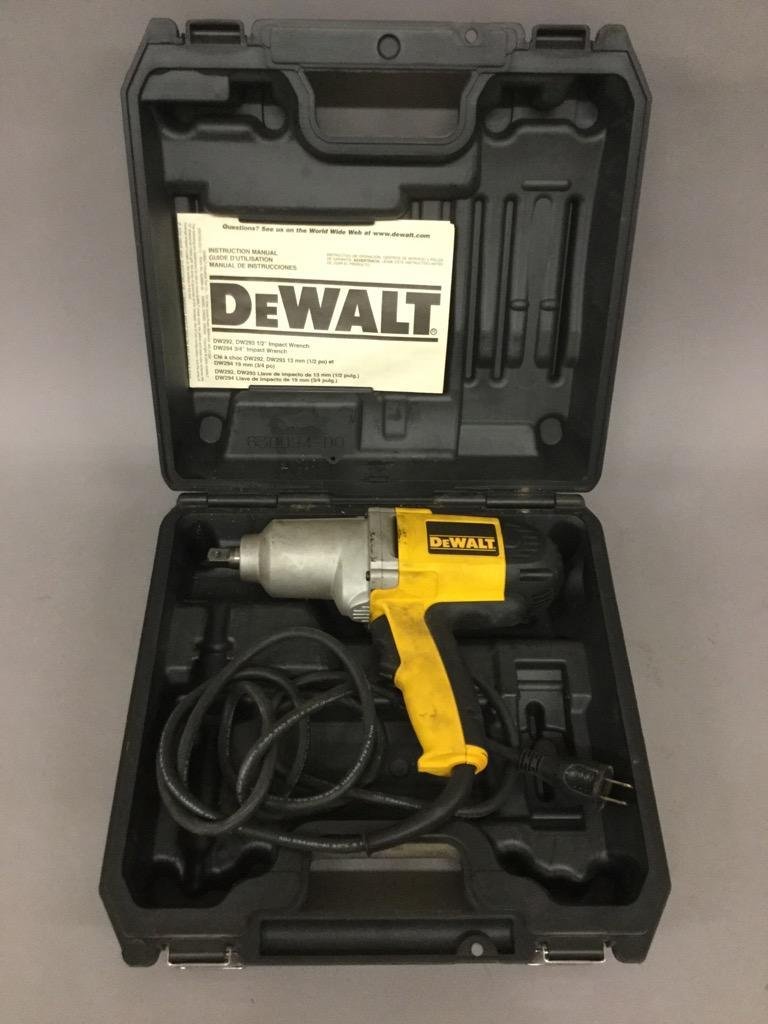 Dewalt Electric Impact Wrench (1 of 2)