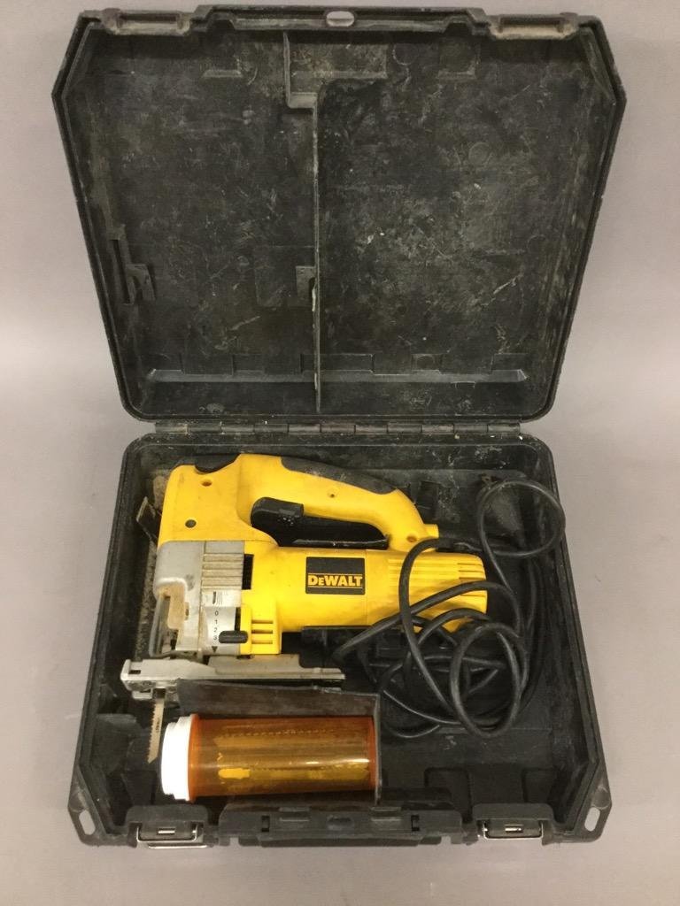 Dewalt Jigsaw (1 of 2)