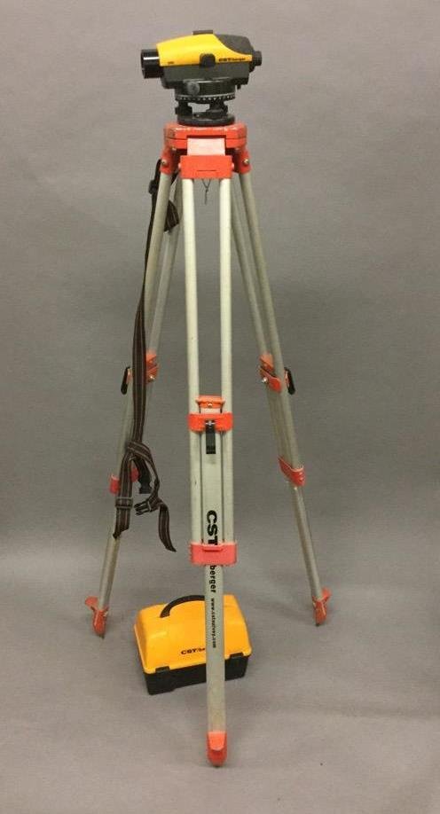 CST Berger 24x Pal Series Automatic Level with Adjustab (1 of 4)