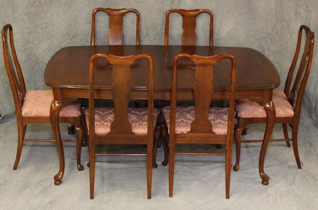 (7) Piece Thomasville Cherry Dining Suite (1 of 6)