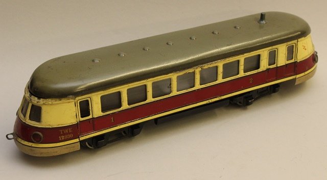 Marklin TWE 12930 Passenger Railcar (1 of 6)