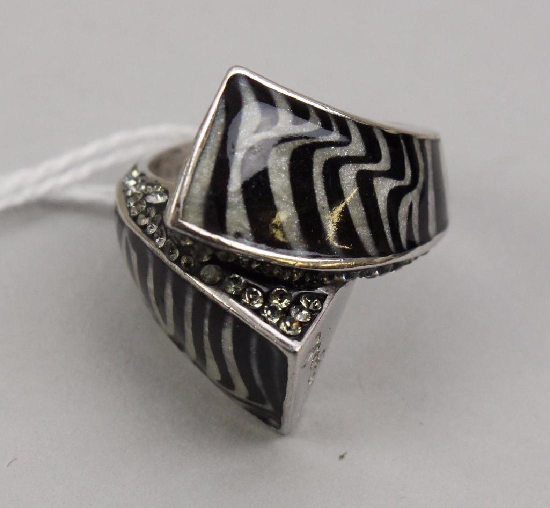 STERLING RING. DAVID SIGAL. ENAMEL, CRYSTAL: ZEBRA STRIPES WITH MULTIPLE ROUND CRYSTALS. SIZE 9.