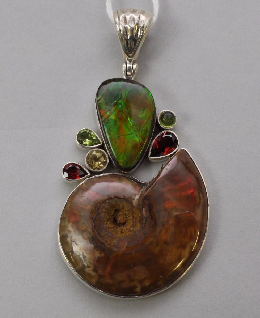 STERLING PENDANT. ARYA. AMMOLITE, AMMONITE, IDOCRASE (1 of 1)