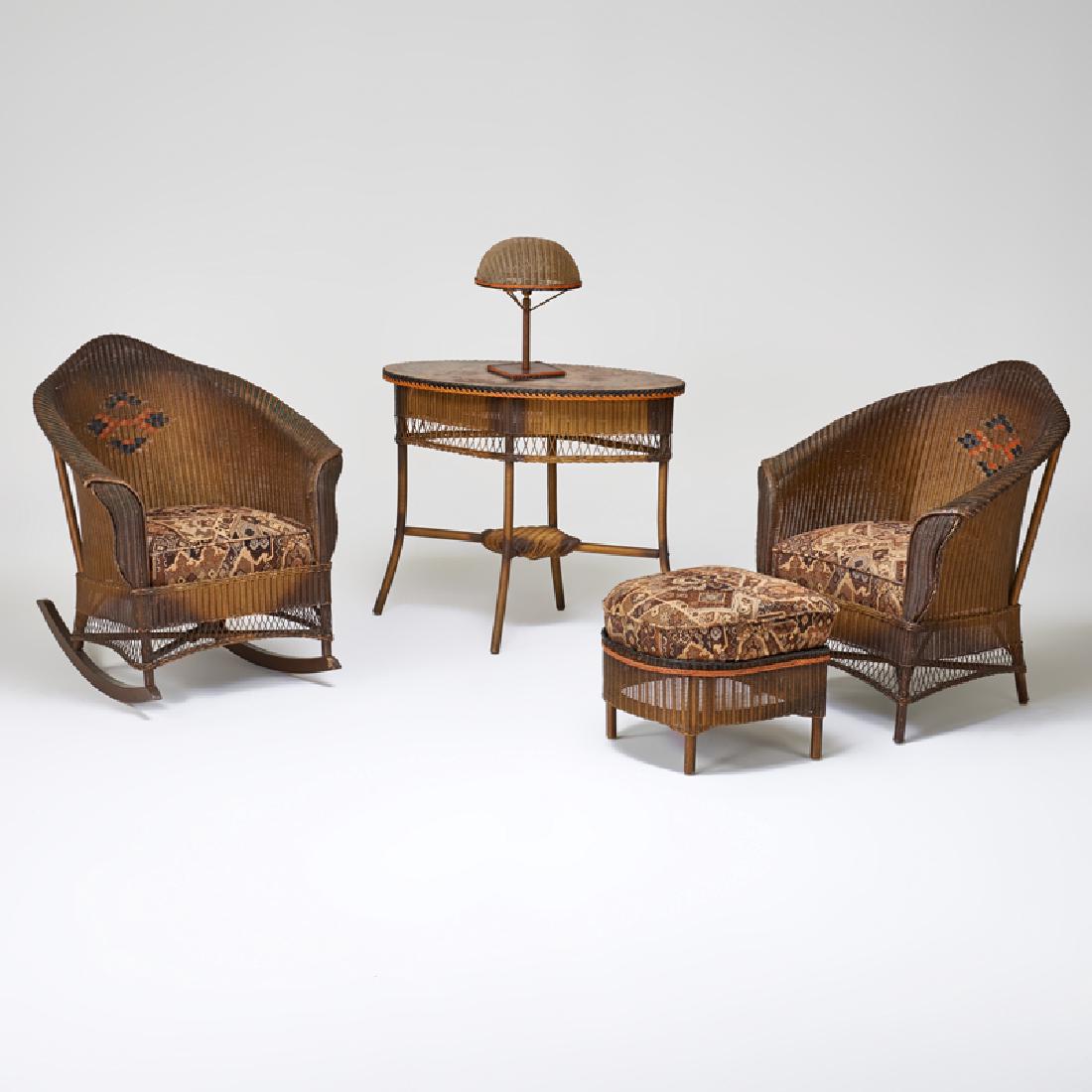 LLOYD LOOMS (1 of 1)