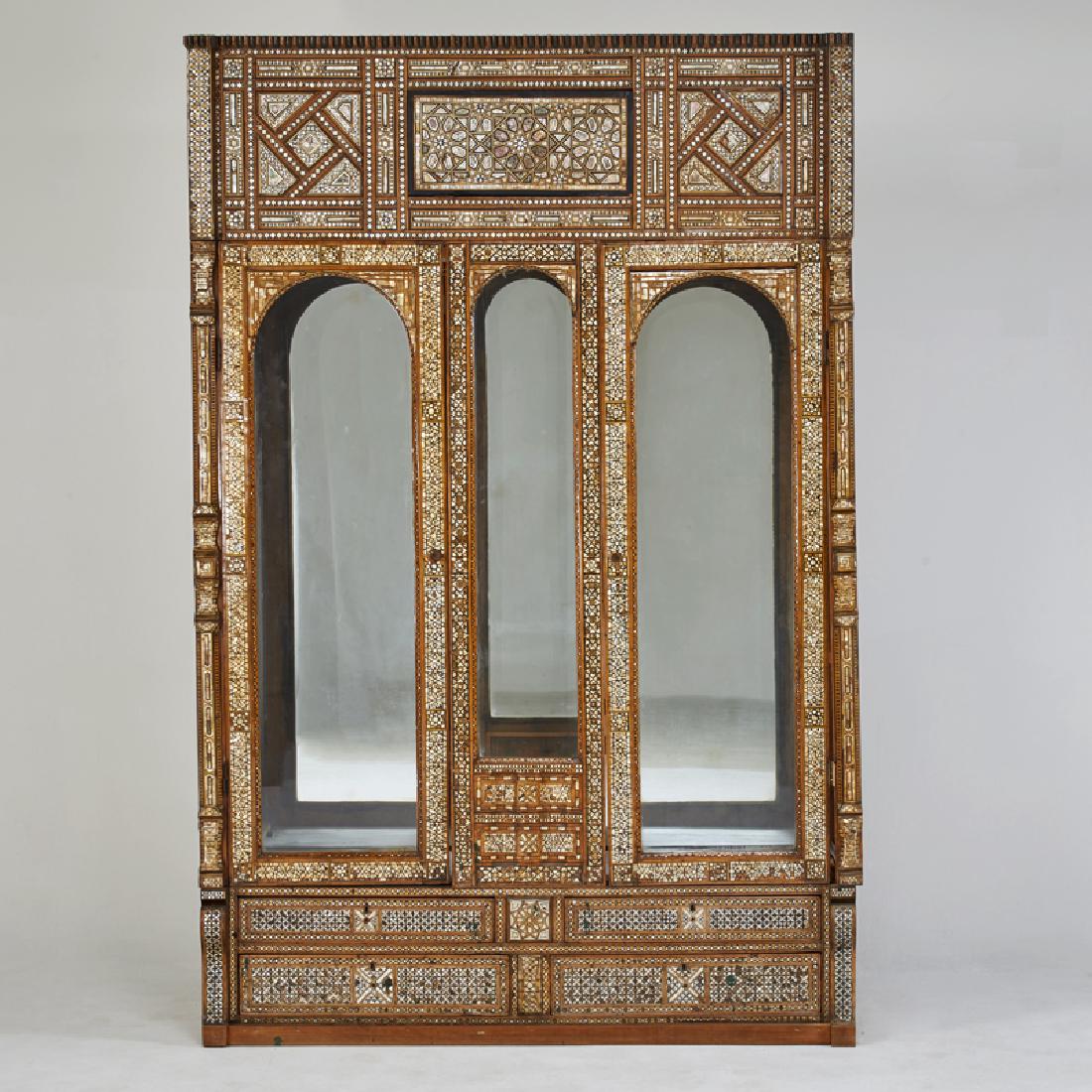 ANGLO-INDIAN (1 of 1)