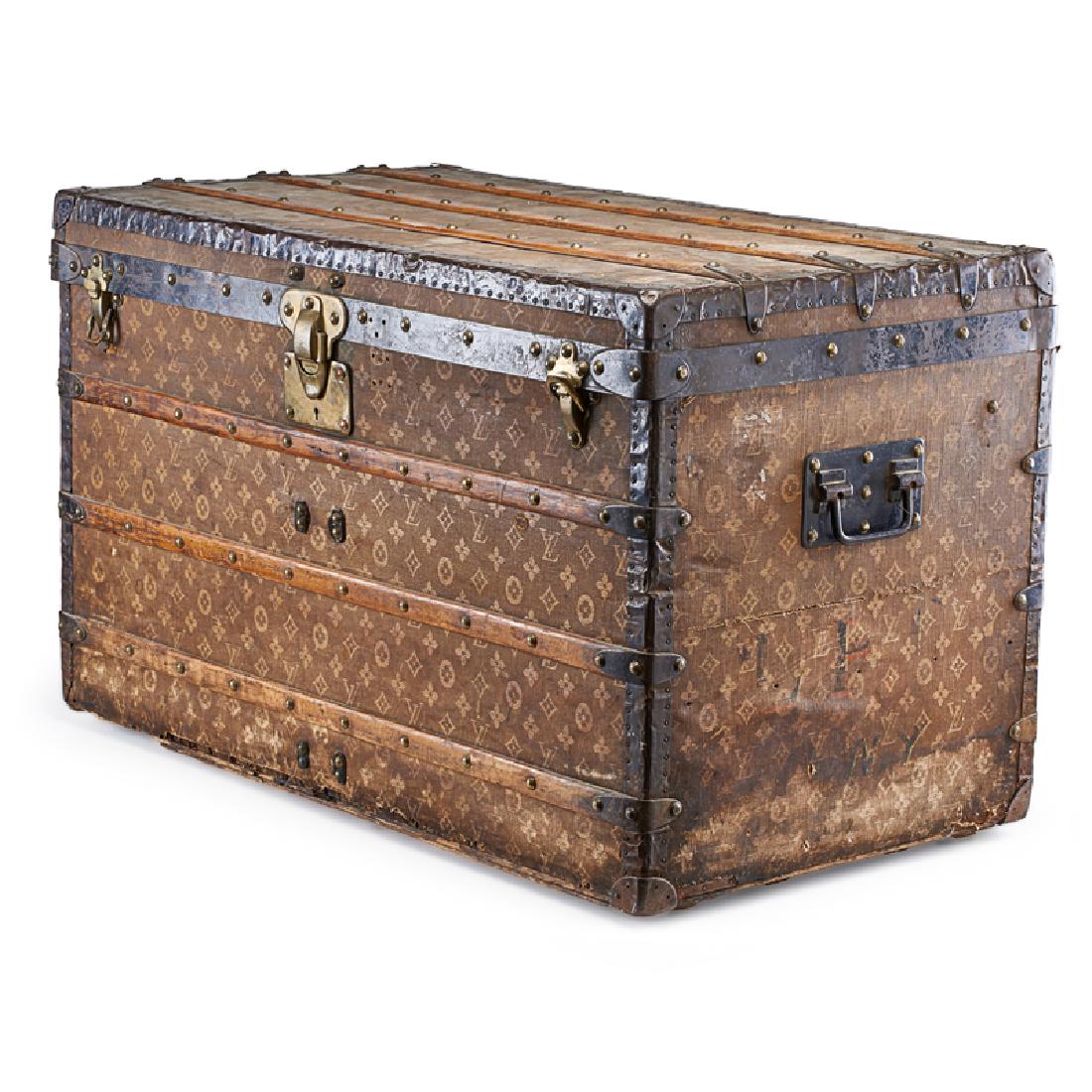 VINTAGE LOUIS VUITTON STEAMER TRUNK (1 of 1)