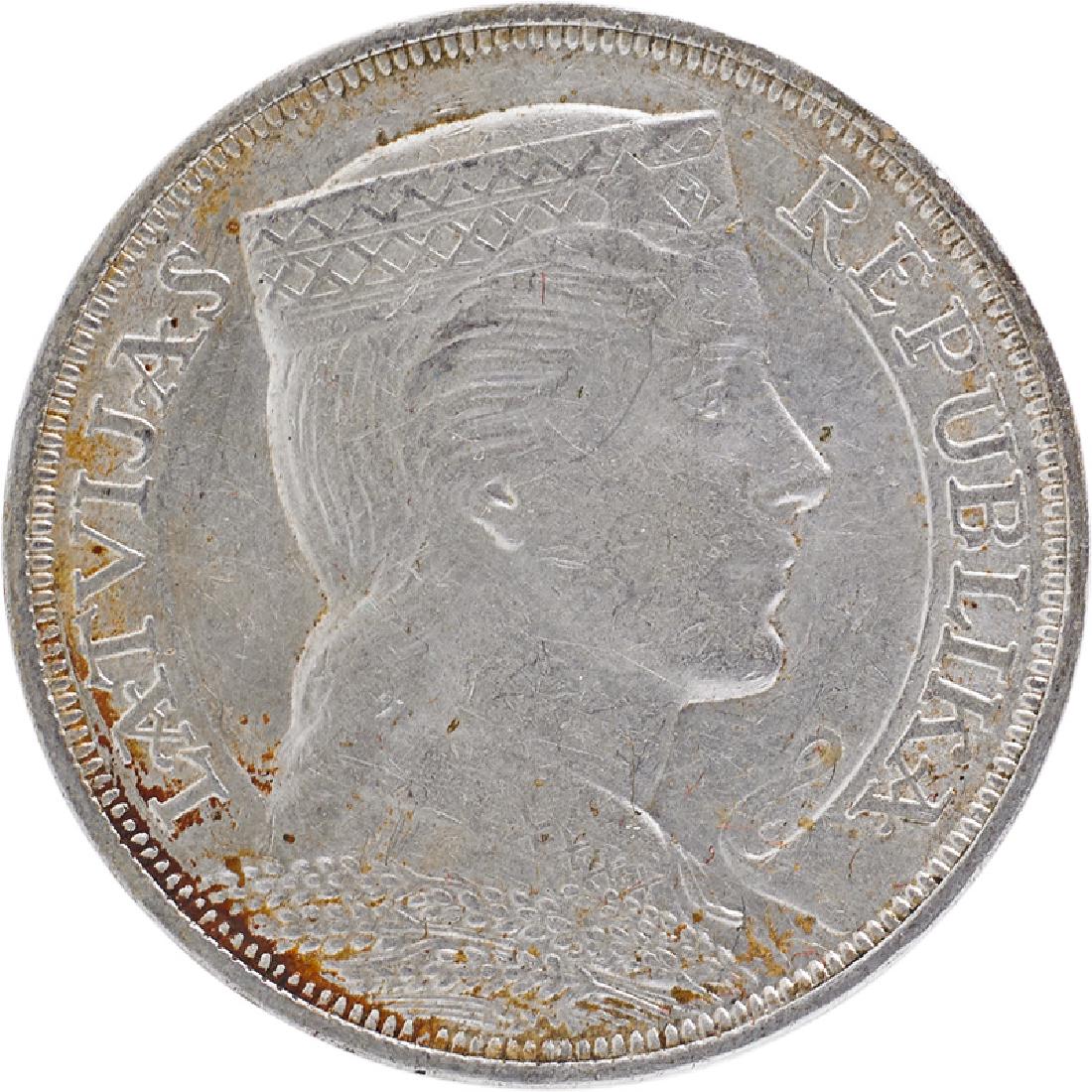 FOREIGN COINS AND CURRENCY: Approximately 300 including: 1931 5 Lati, Ancient Sassanian, Japanese 100 Mon, etc.