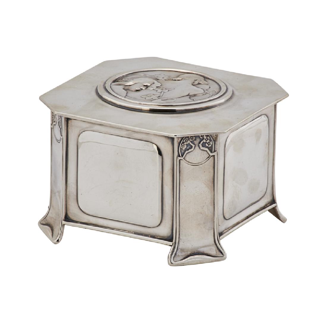 GOLDSMITHS & SILVERSMITHS COMPANY (1 of 2)