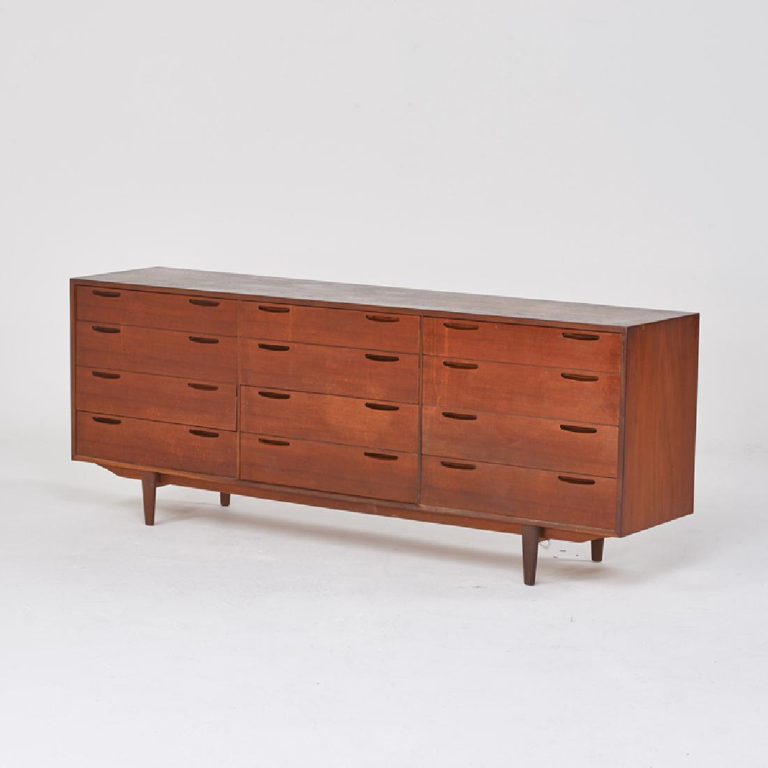 IB KOFOD LARSEN; SELIG (1 of 1)