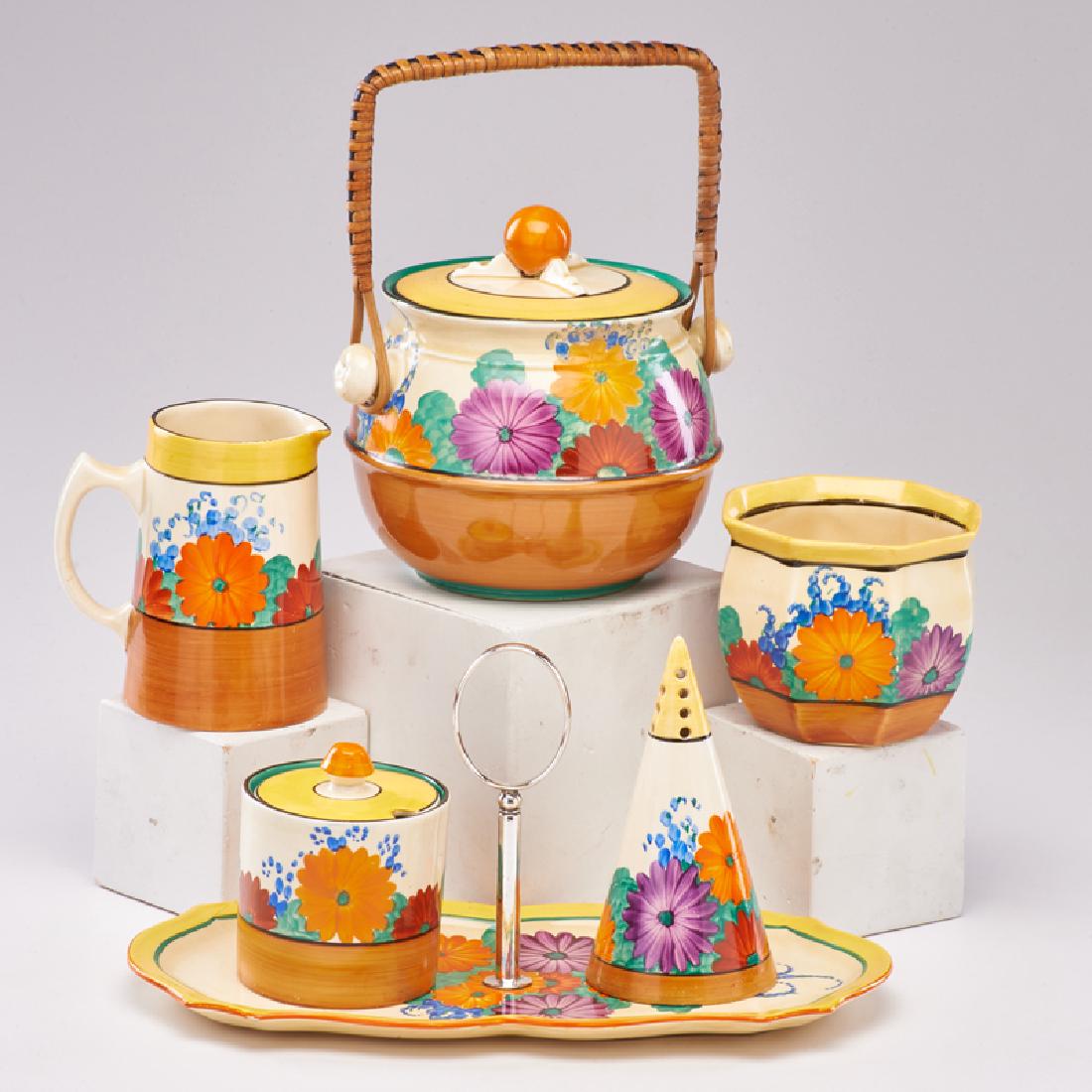 CLARICE CLIFF; NEWPORT POTTERY CO. (1 of 1)