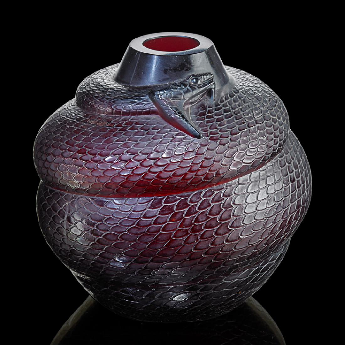 LALIQUE "Serpent" vase Sep 22, 2017 Rago Arts and Auction Center in NJ