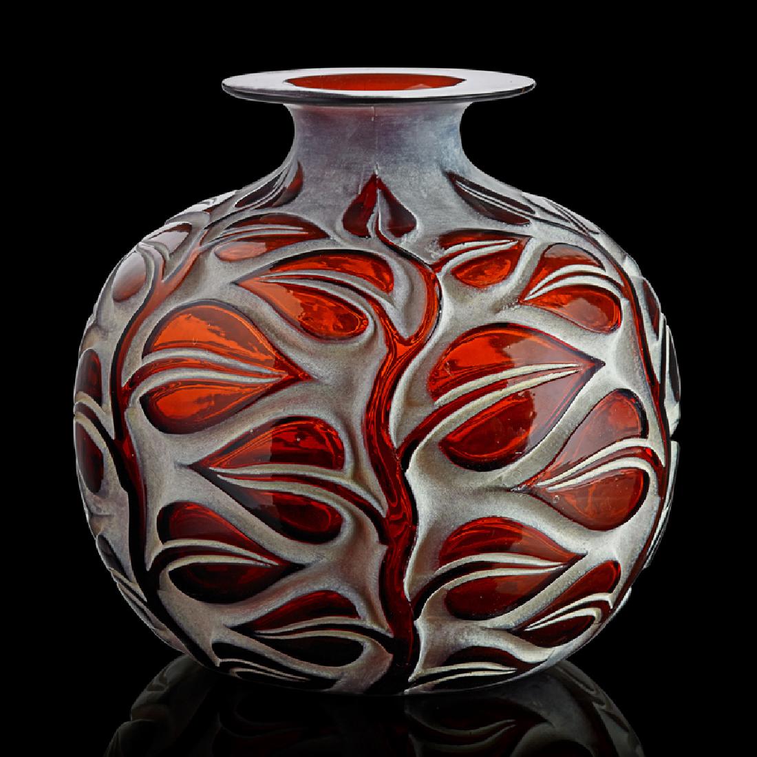 LALIQUE "Sophora" vase (1 of 3)