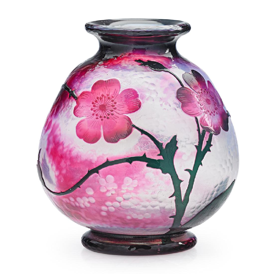 DAUM Cameo glass vase with roses (1 of 2)