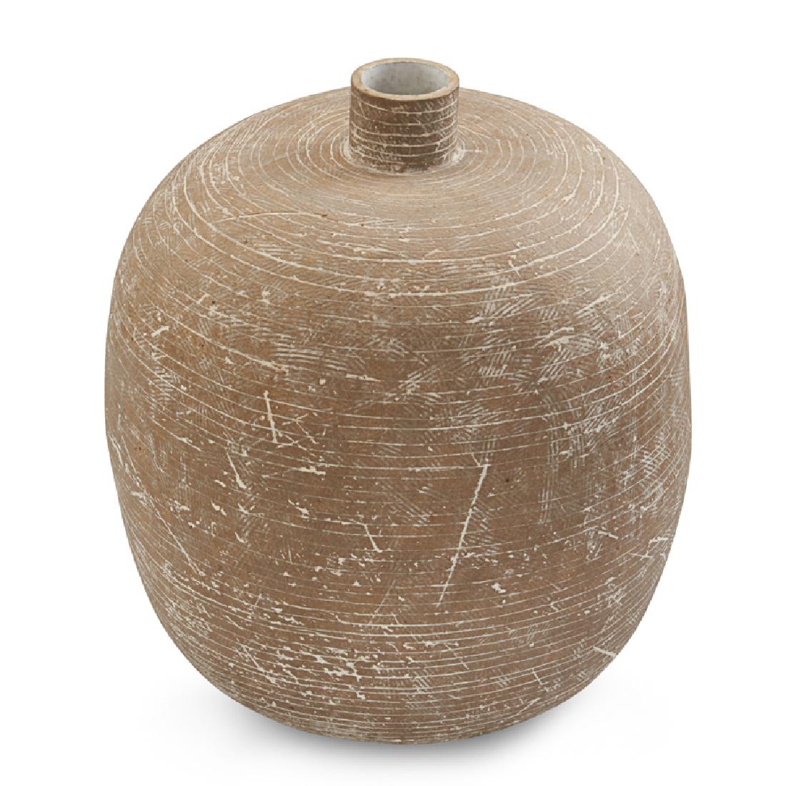 CLAUDE CONOVER Massive vessel (1 of 2)