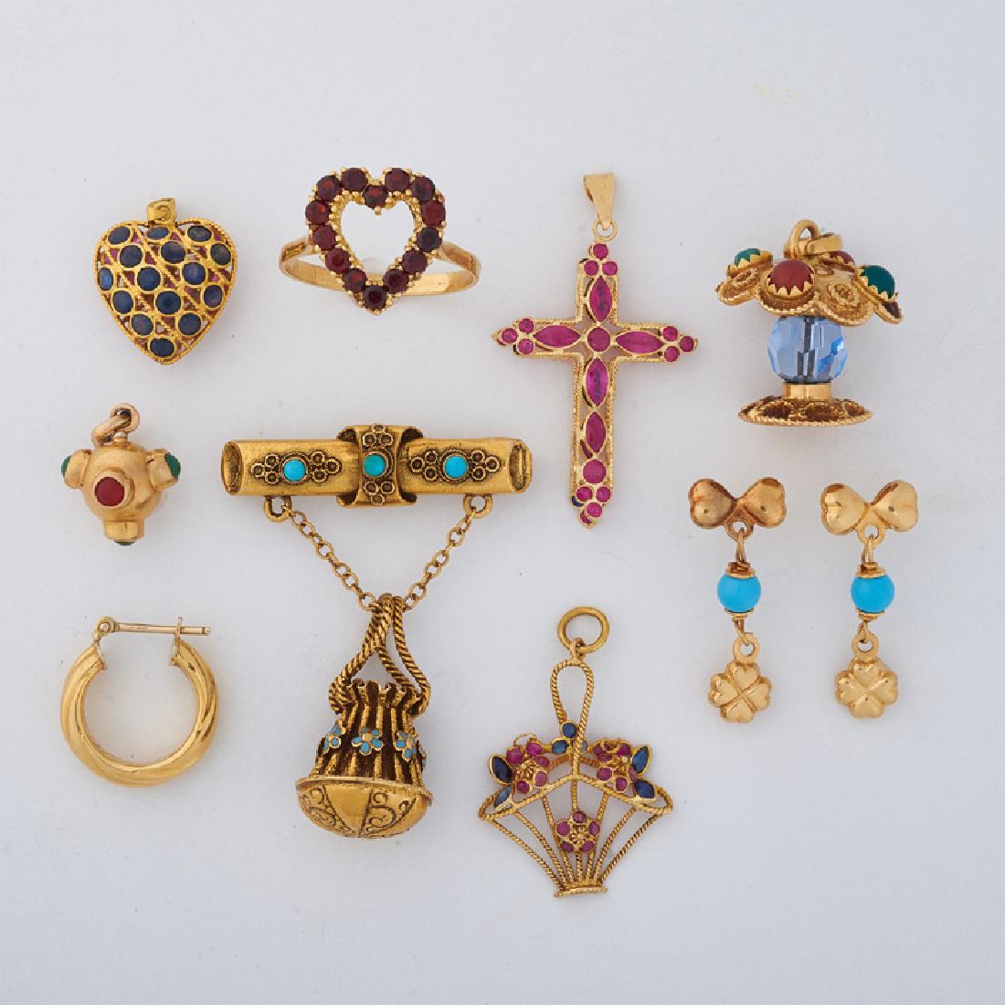GROUP OF GEM SET YELLOW GOLD JEWELRY: Comprising five pendants, a brooch, a ring, a pair of earrings and one single huggie earring. Pieces of note include a round turquoise cabochon set bar brooch suspending a charm in the form of a purse