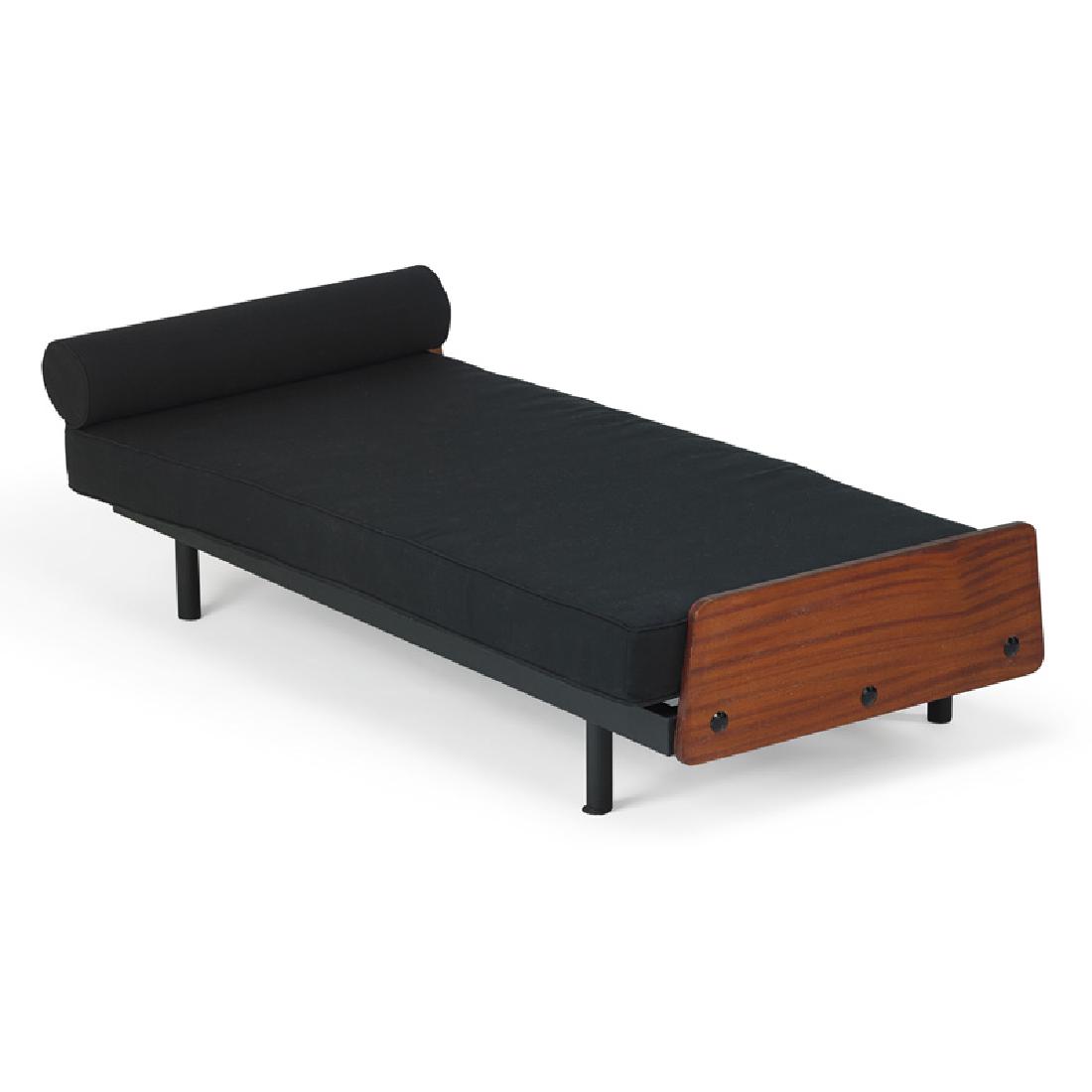 JEAN PROUVE Daybed (1 of 4)