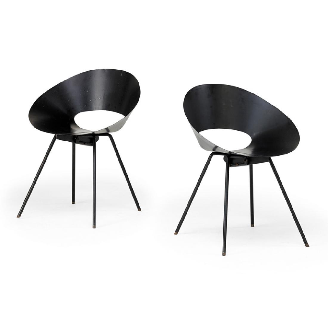 DONALD KNORR; KNOLL ASSOCIATES Pair of chairs (1 of 4)