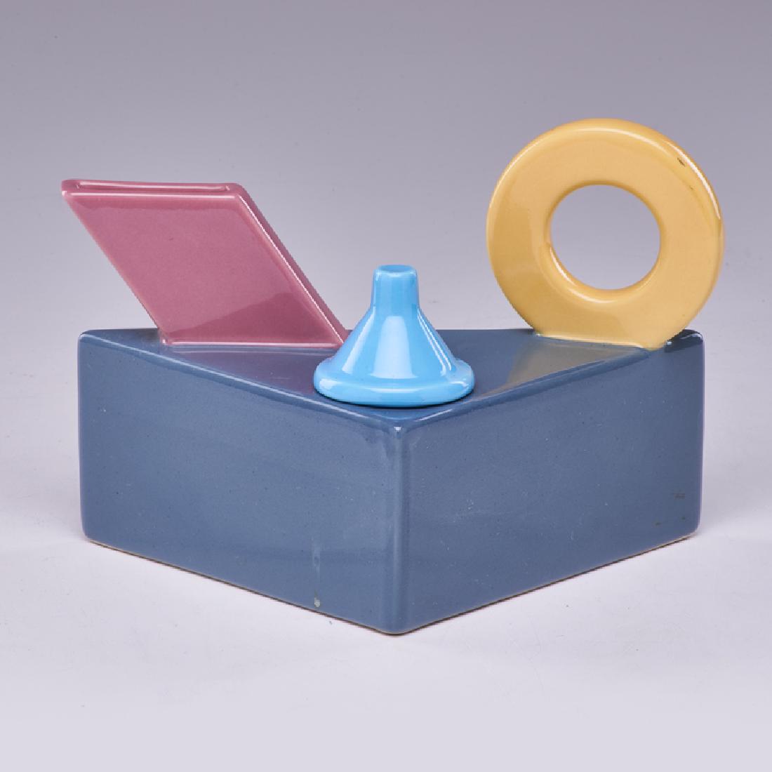 MEMPHIS STYLE (1 of 1)