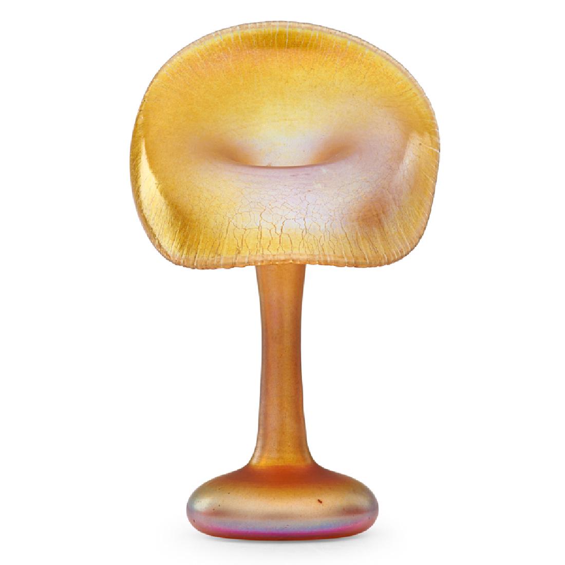 TIFFANY STUDIOS Gold Favrile floriform vase (1 of 4)