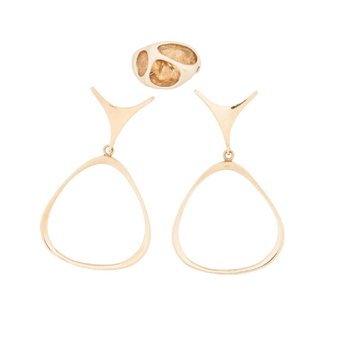 MODERNIST YELLOW GOLD DROP EARRINGS & RING (1 of 6)