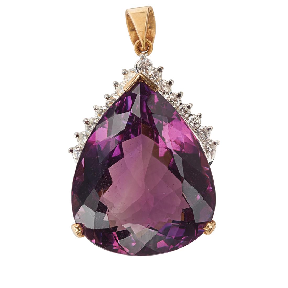 AMETHYST, DIAMOND & YELLOW GOLD PENDANT (1 of 1)