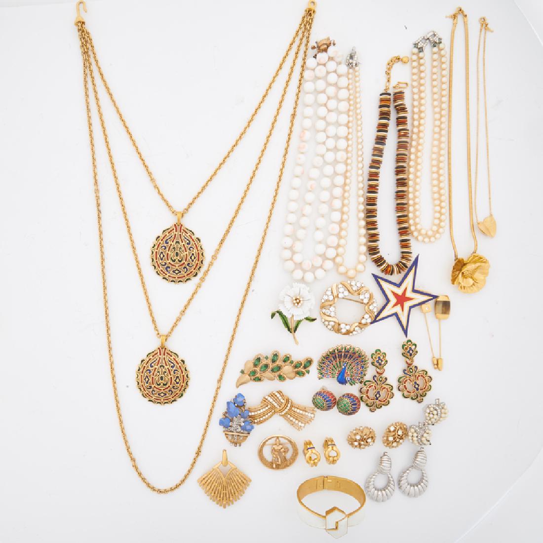 30 PIECES OF TRIFARI COSTUME JEWELRY (1 of 1)