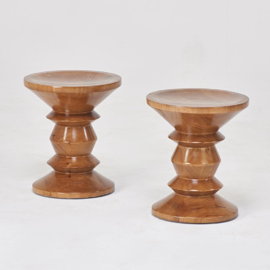 STYLE OF CHARLES & RAY EAMES (1 of 1)