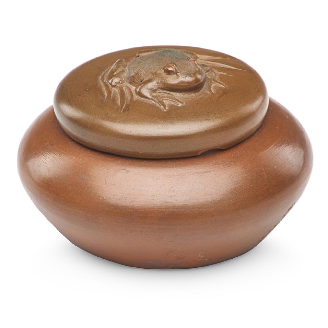 REDLANDS POTTERY Rare miniature jar with frog