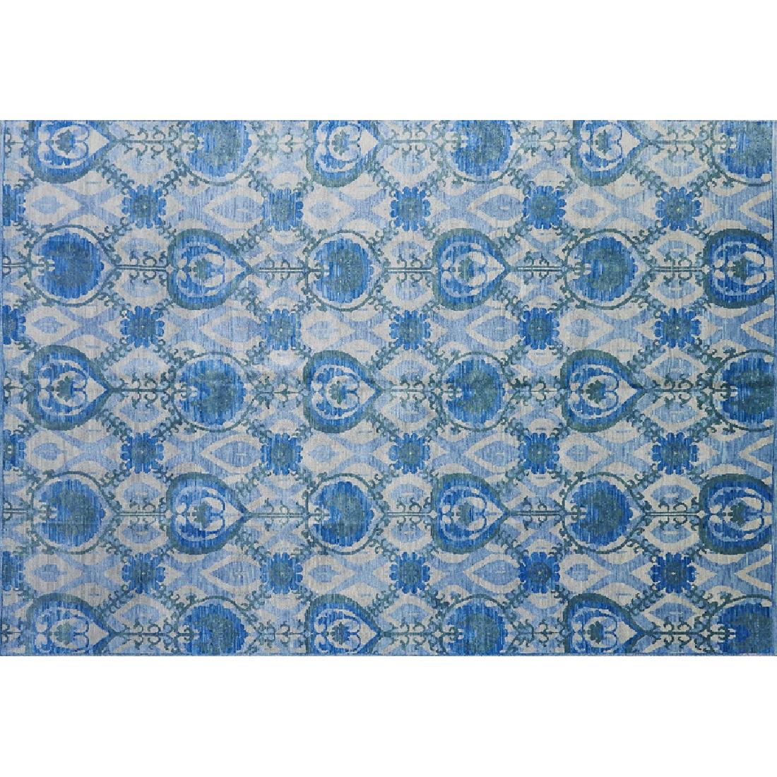 STYLE OF WILLIAM MORRIS: STYLE OF WILLIAM MORRIS Contemporary room-sized wool rug Unmarked 9' x 12'