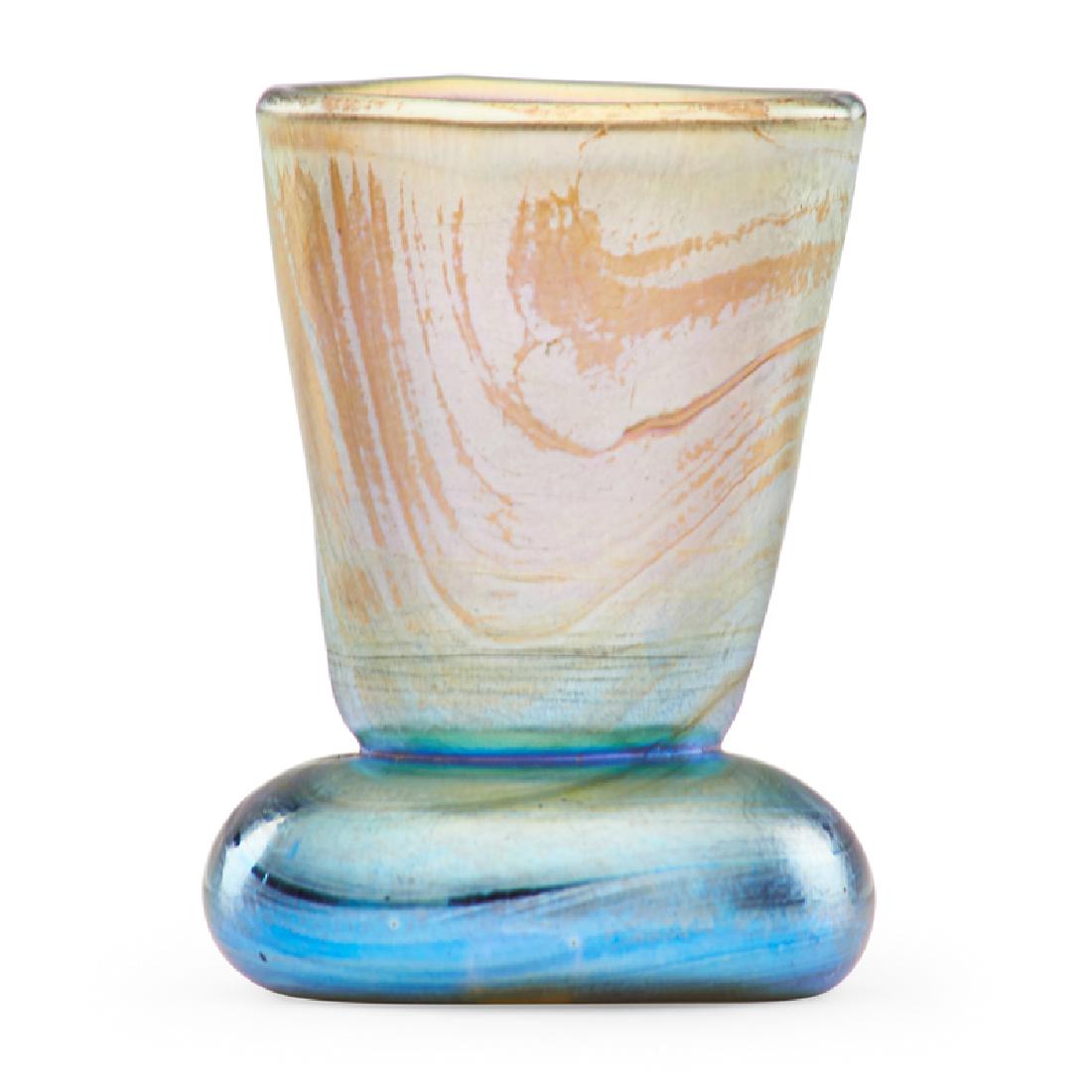 TIFFANY STUDIOS Miniature Favrile vase (1 of 3)