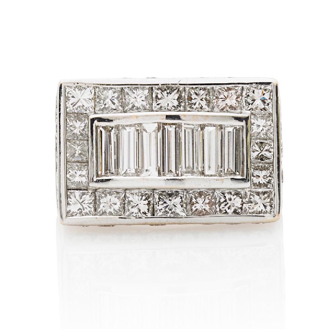 DIAMOND & WHITE GOLD RING (1 of 2)