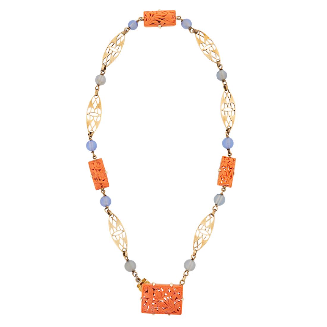 EARLY 20TH C. CORAL & CHRYSOPRASE YELLOW GOLD NECKLACE (1 of 1)