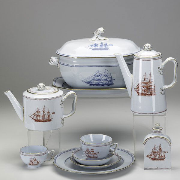 COPELAND SPODE CHINA: COPELAND SPODE CHINA Approx. 210 pieces of ironstone china in the 'Trade Winds' pattern, includes tea and coffee pots, tureens and underplates, cups, saucers and dinner plates, with various ship desig