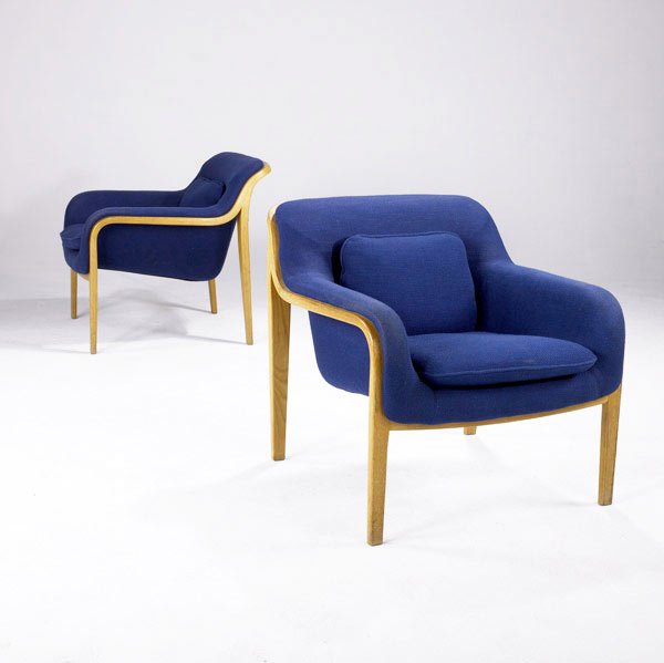 BILL STEPHENS / KNOLL Pair of club chairs: BILL STEPHENS / KNOLL Pair of club chairs on laminated oak frames with wool upholstery. Knoll International label. 29 1/2'' x 29 1/2'' x 27 1/2''