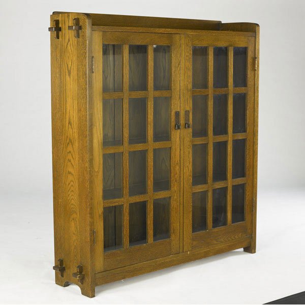 L. & J.G. STICKLEY Two-door bookcase (no. 645)
