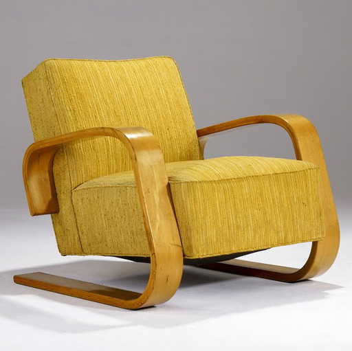 909 Alvar Aalto Tank Chair