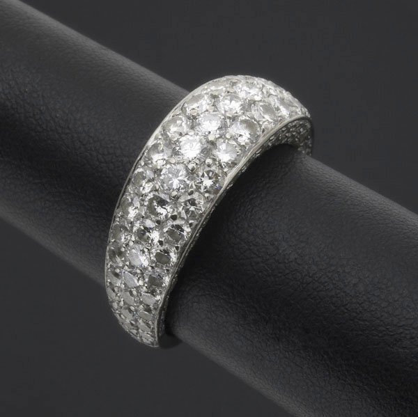 TIFFANY & CO. DIAMOND PAVE RING : TIFFANY & CO. DIAMOND PAVE RING Platinum, ca. 2001, approx. 3.0 cts. TW., 6.4 gs. GW. Size 8.