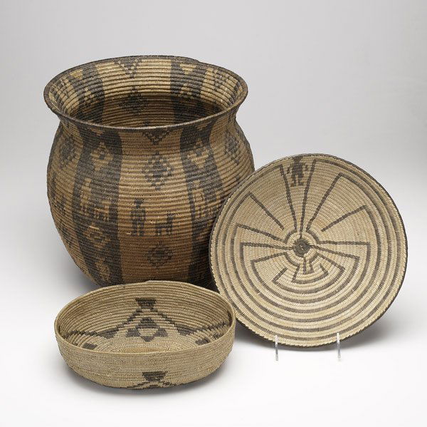 SOUTHWEST NATIVE AMERICAN Three baskets: SOUTHWEST NATIVE AMERICAN Apache willow and devil's claw olla with human and canine figures, late 19th c., and two 20th c. Tohono O'odham (Papago) baskets, a ''Man in a maze'' tray and a shallow baske