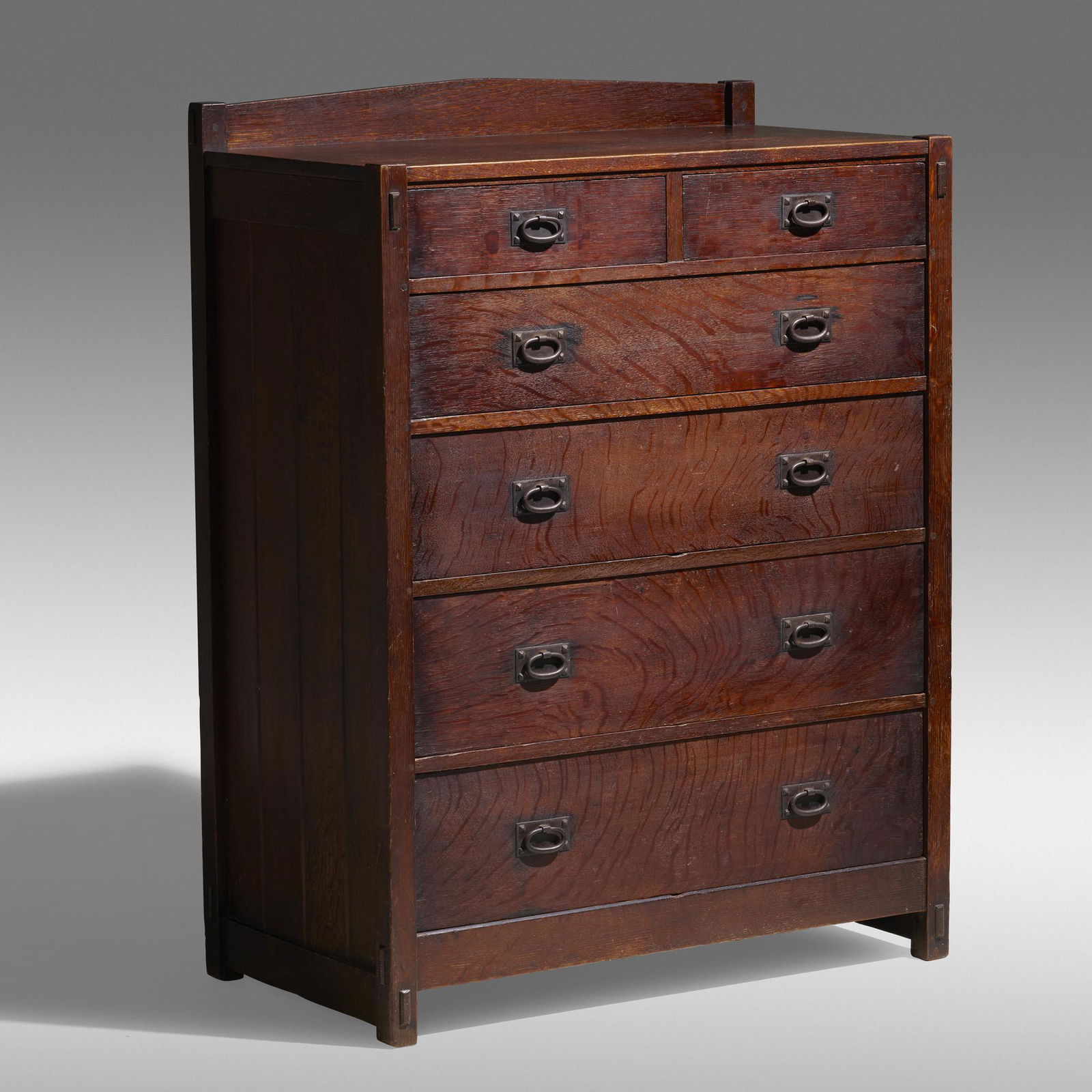 Gustav Stickley, Early dresser, model 627 (1 of 4)