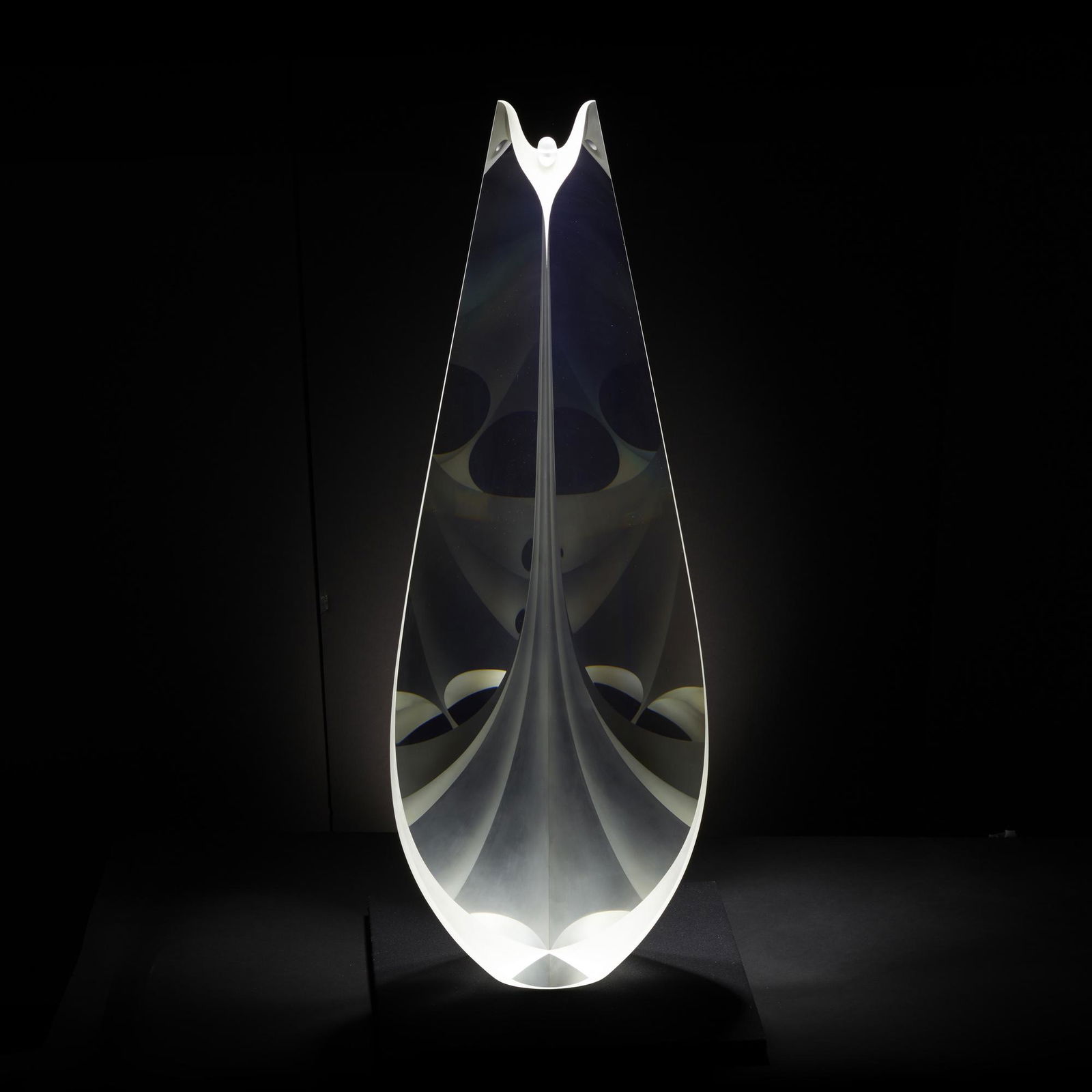Christopher Ries, Guardian: Christopher Ries Guardian USA, 2003cut, ground, and polished optical crystal 43 h × 15 w × 6.5 d in (109 × 38 × 17 cm) Etched signature and date to top edge 'Christophe