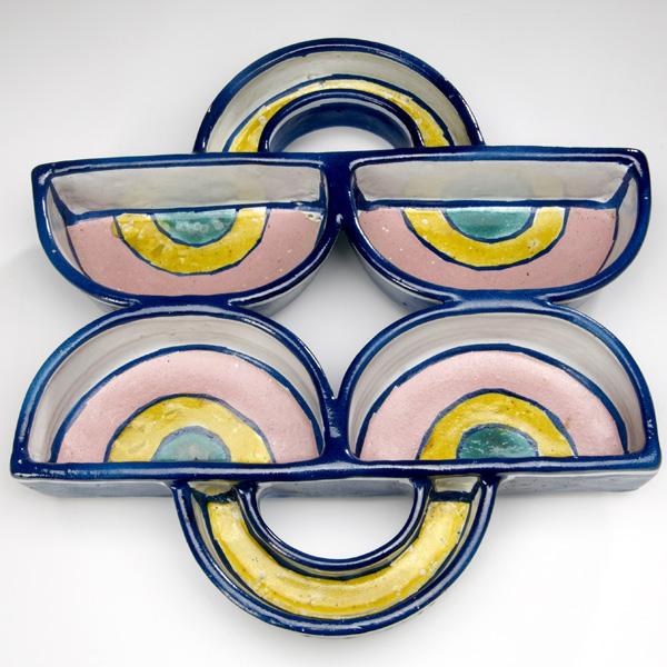 HUI KA KWONG: HUI KA KWONG; Earthenware tray, 1985; Provenance: From the artist to the collection of Eva Bouzard-Hui; Literature: Ceramics Monthly, May 2005; ''Hui Ka Kwong,'' by Margaret Carney, p. 45; Signed; 3''