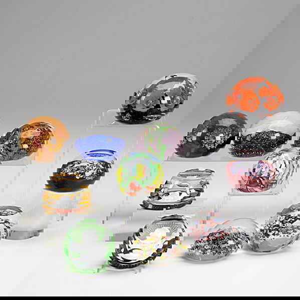 TEN ART GLASS PAPERWEIGHTS: TEN ART GLASS PAPERWEIGHTS; Baccarat sulphide of Peter the Great, Baccarat sulphide of Charlemagne, 1976 Maude and Bob St. Clair orange and purple floral, Vandermark green purple and yellow millefiore